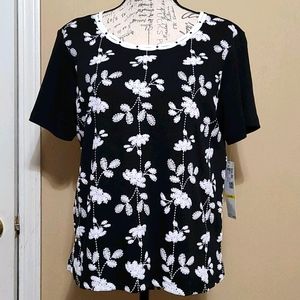 Alfred Dunner Black Embroidered Floral top! NWT!